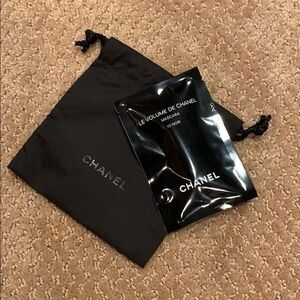 NEW Chanel Sample Bag and SAMPLE Mascara 10 Noir